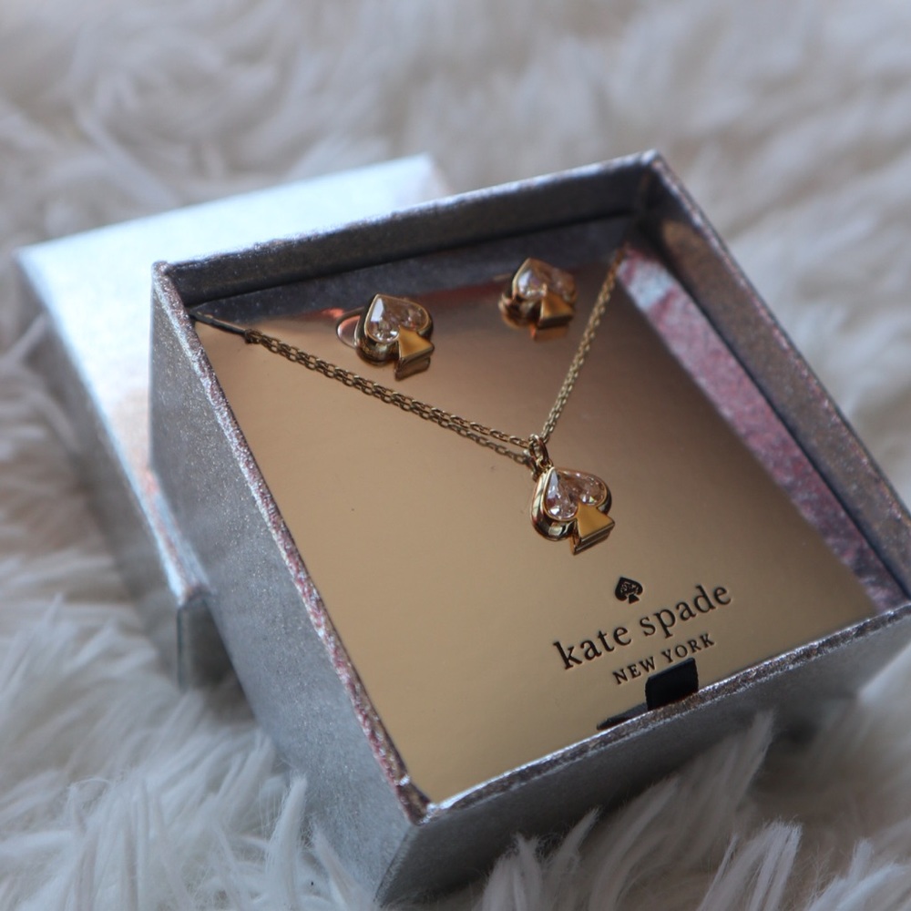 BRAND NEW Kate Spade ♠️ Everyday Spade Stone Studs and Pendant Set